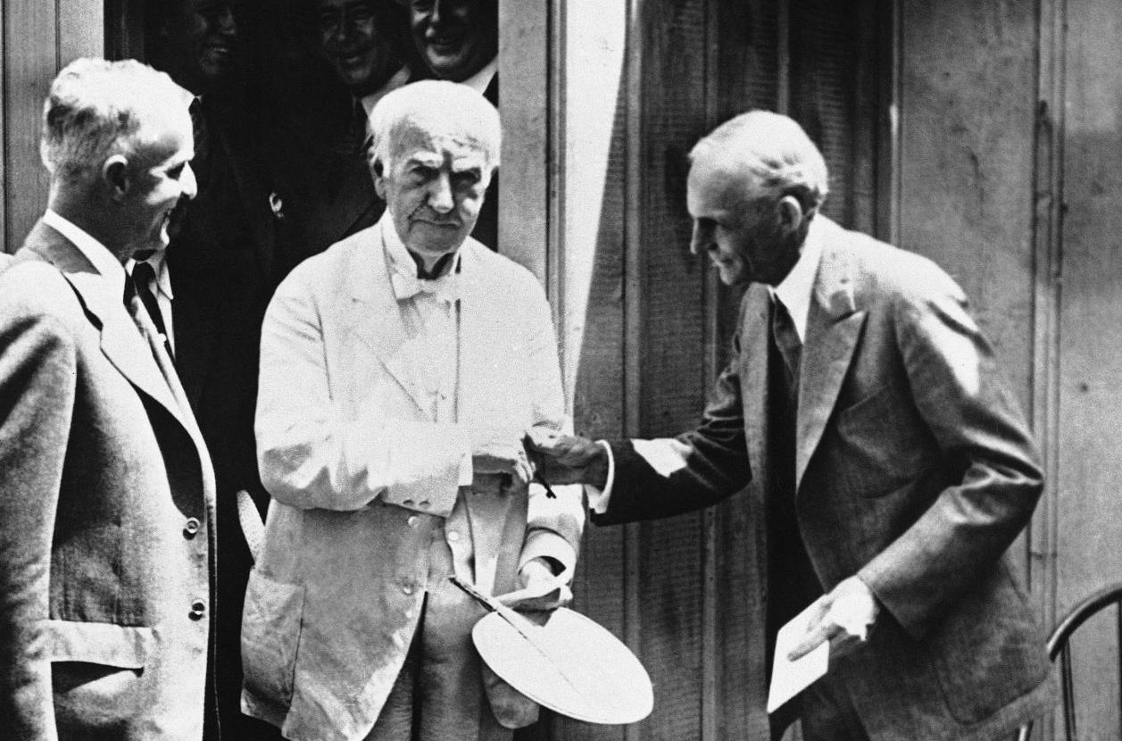 1929: Henry Ford, Thomas Edison